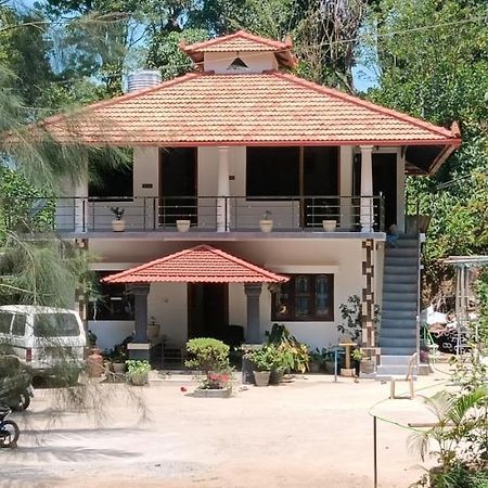 Kund Estate Stay 마디케리 외부 사진