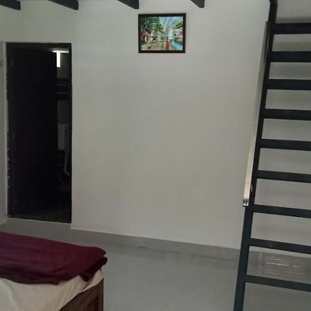 Kund Estate Stay 마디케리 외부 사진