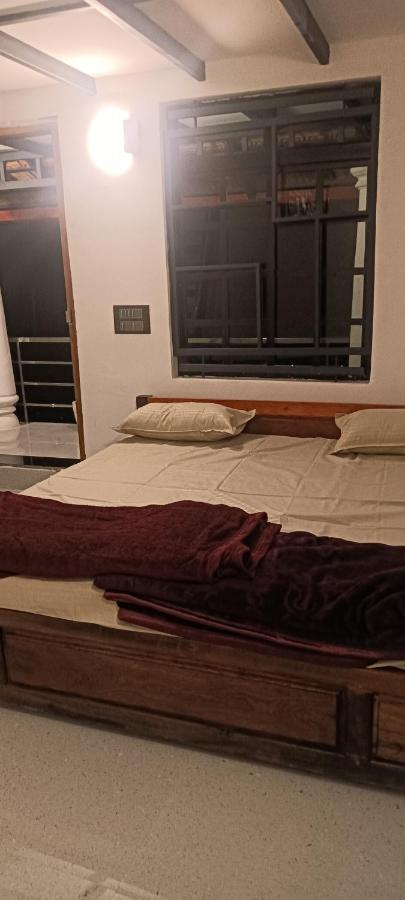 Kund Estate Stay 마디케리 외부 사진