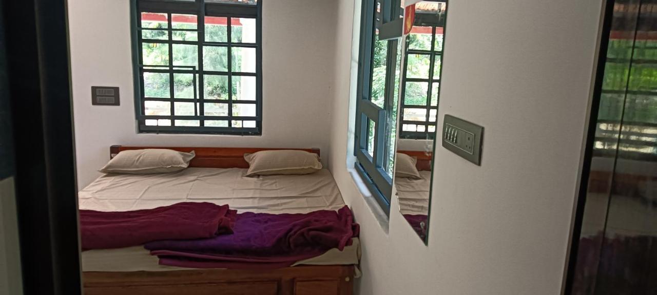 Kund Estate Stay 마디케리 외부 사진