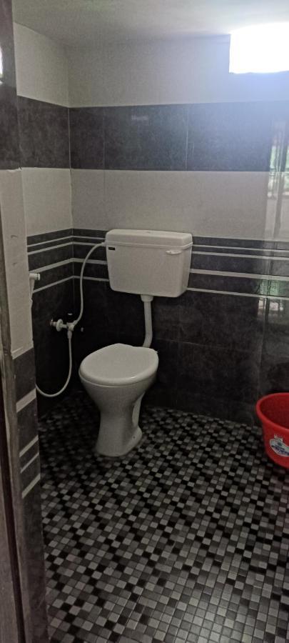 Kund Estate Stay 마디케리 외부 사진